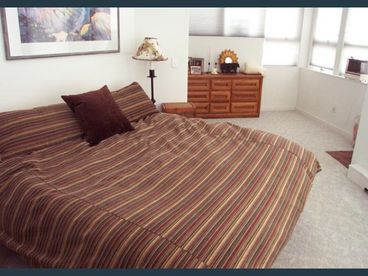 Lower Master Bedroom - King Bed