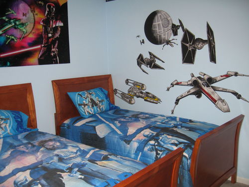 Star Wars room with hand painted murals.