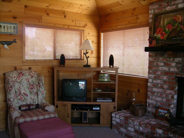 Another view of living area.