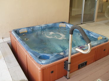 Has a Private Hot Tub!
