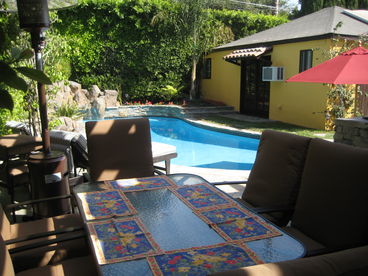 Dining area, seats up to six.