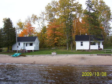 cottage #3 and #4
2 bedroom, housekeeping