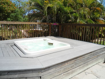 Private Jacuzzi Spa in the Backyard