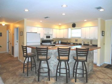 Fully Equipped Kitchen with Counter Bar