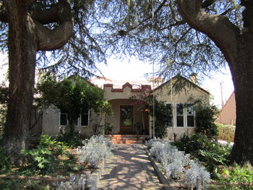 Dual Masters, Tons of Amenities  5 Min to Rose Bowl