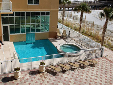 Outdoor pool with hot tub