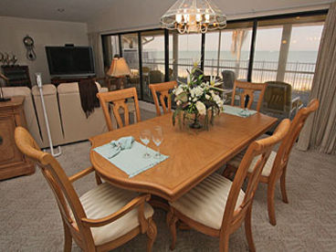 Plenty of seating for the entire family to enjoy a meal together.