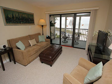 Living Room from Seascape III #F107