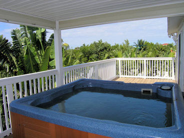 Completely Private Covered Balcony With Hot Tub!