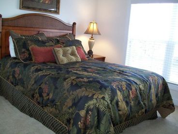 Bedroom 2 with queen bed