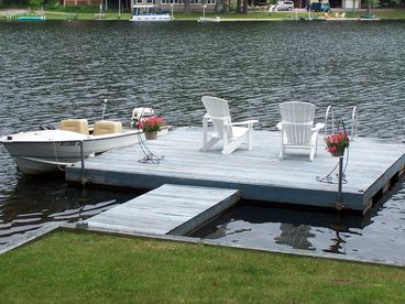 Lakefront Cozy Cottage