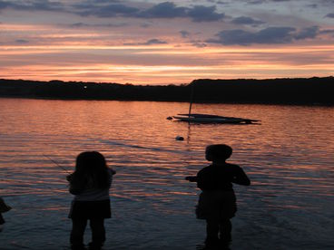 Waterfont Cottage on Private Lake in Cape Cod