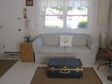 Charming Efficiency Steps From The Beach