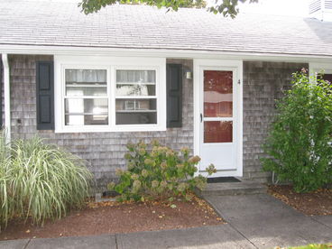 Charming Efficiency Steps From The Beach