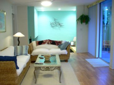 Spacious Living Room Area with Additional Firepit Banquette Seating