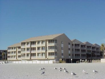 Pool and lounge deck are on the ocean side of the building. Freshwater showers for rinsing off the sand from the beach are provided next to the steps from the deck to the beach. The beach is broad.