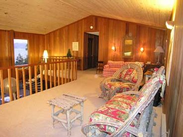 Large loft for reading or playing games