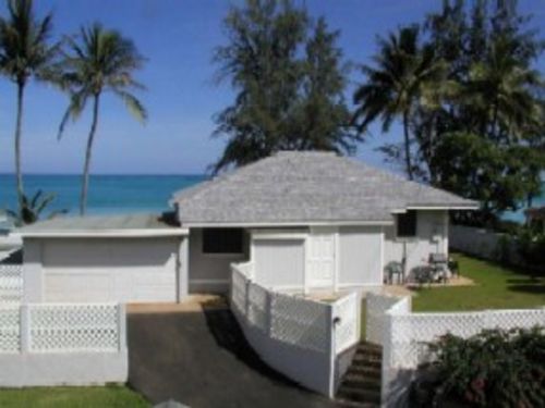 View 2 Bedroom Aloha Beachfront and