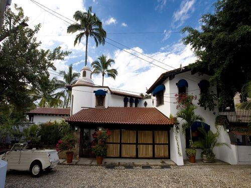 Casa Corazon Entrance View. 