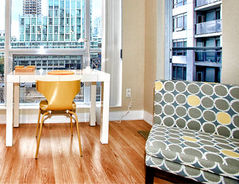 torontostays desk