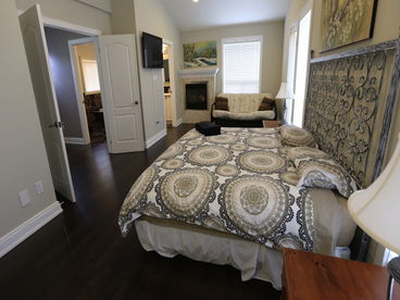 Beach1.com - Riverfront Villa