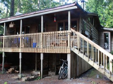 Artbutus Cabin on Savary