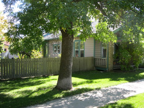 Listing Main Photo