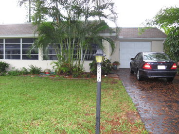 Front entrance view of villa.