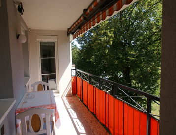 Balcony with park view