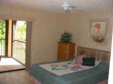 Queen Bedroom