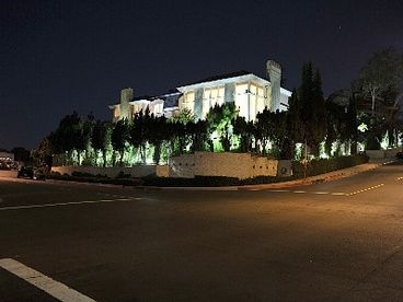 Luxury Hollywood Hills Mansion/Chef and Maid included