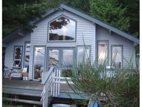 View Savary Island Waterfront Cottage