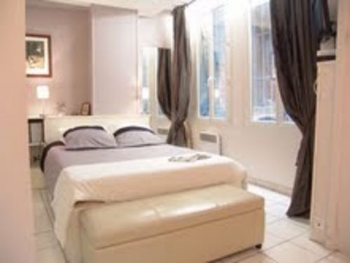 Fully equiped Studio Louvres heart of Paris