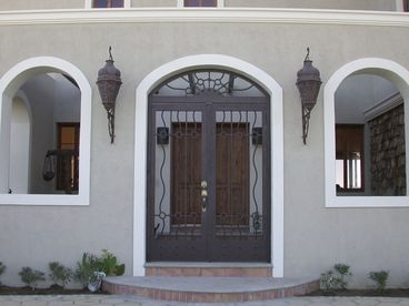 Front entry to Villa Mirasol 