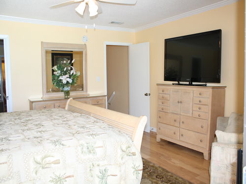 Town Home Crystal Beach 4 Bedroom 3 Bath