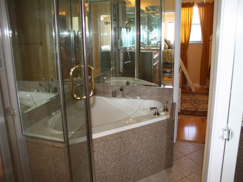 Town Home Crystal Beach 4 Bedroom 3 Bath