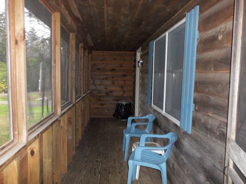 Sherwood Forest Cabins-#1-Next to Pemaquid Beach