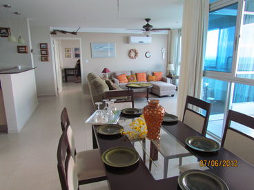 Living Room, Dining area, Full Kitchen