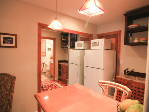 Well Equipped Kitchenette