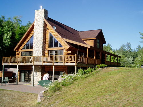 Lincoln Log Cabin- Iron River, MI