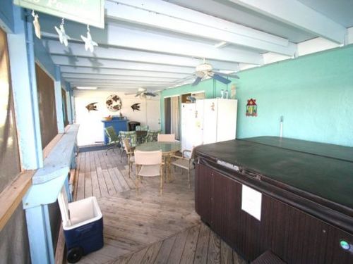 Screened Porch with Hot Tub