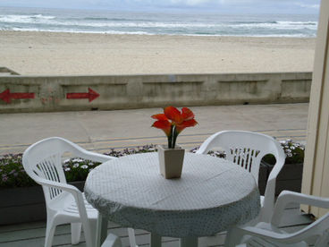 An Ocean Front Vacation Rental 858-484-4881