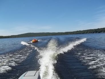 Experience Maine at this Cozy Lakeside Cottage 