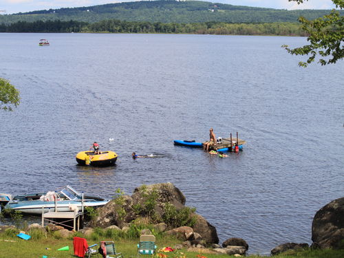 Experience Maine at this Cozy Lakeside Cottage 