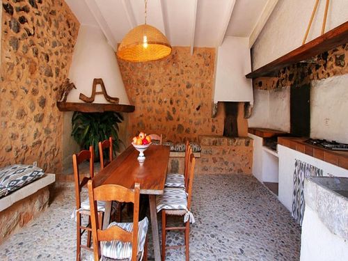 St Tropez Villa Close To Beach