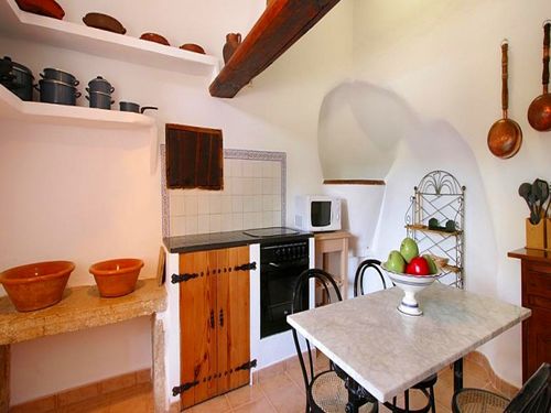 St Tropez Villa Close To Beach