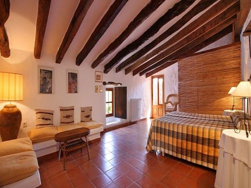 St Tropez Villa Close To Beach