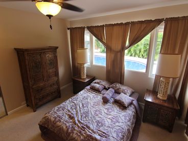 Portlock, 4 Bedroom Pool House