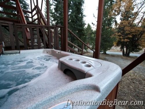 Enjoy breathtaking unobstructed view of the sky and stars above from the hot tub