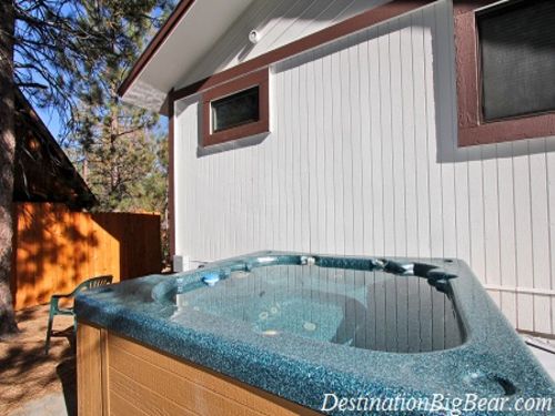 Outdoor hot tub in the backyard 